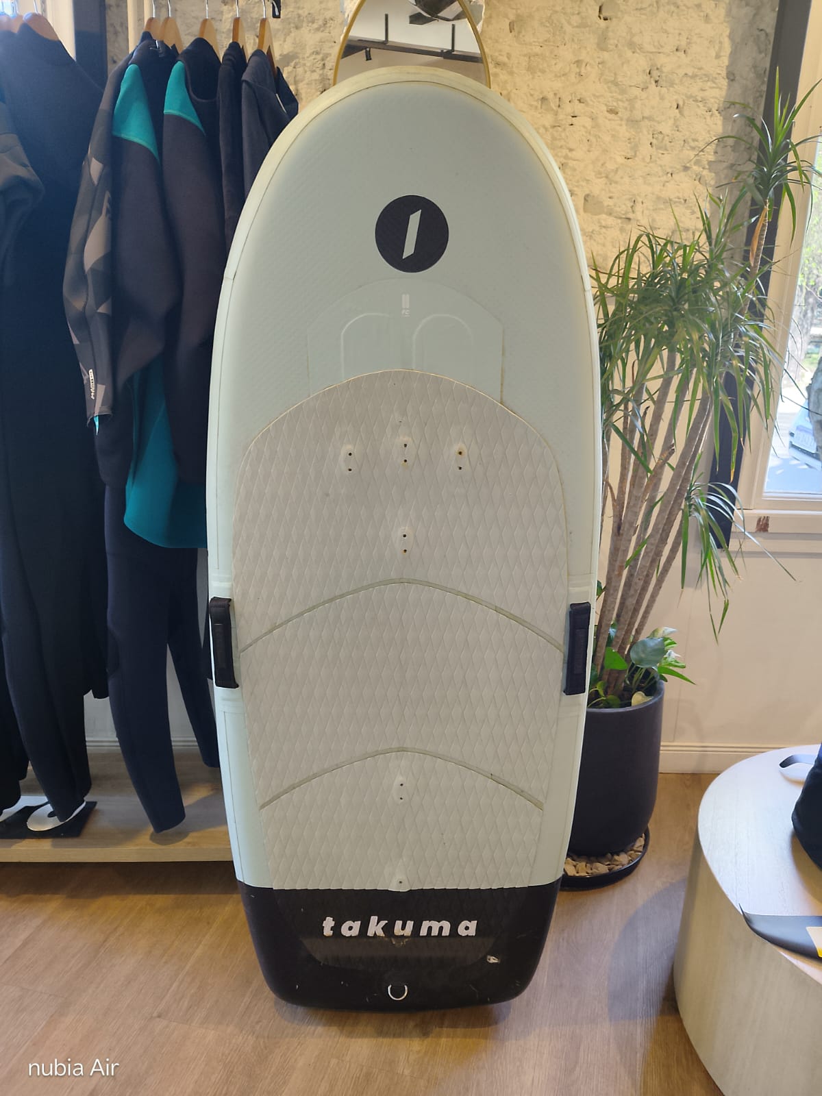 TAKUMA/ TABLA INFLABLE WINGFOIL 100 LTS